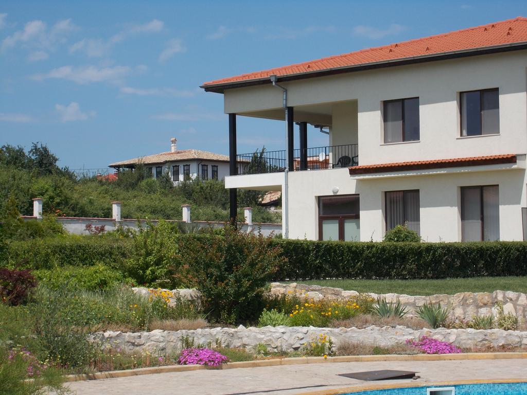 Villa Ketli Apartment Bliznatsi Luaran gambar