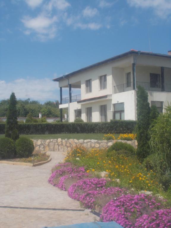Villa Ketli Apartment Bliznatsi Luaran gambar