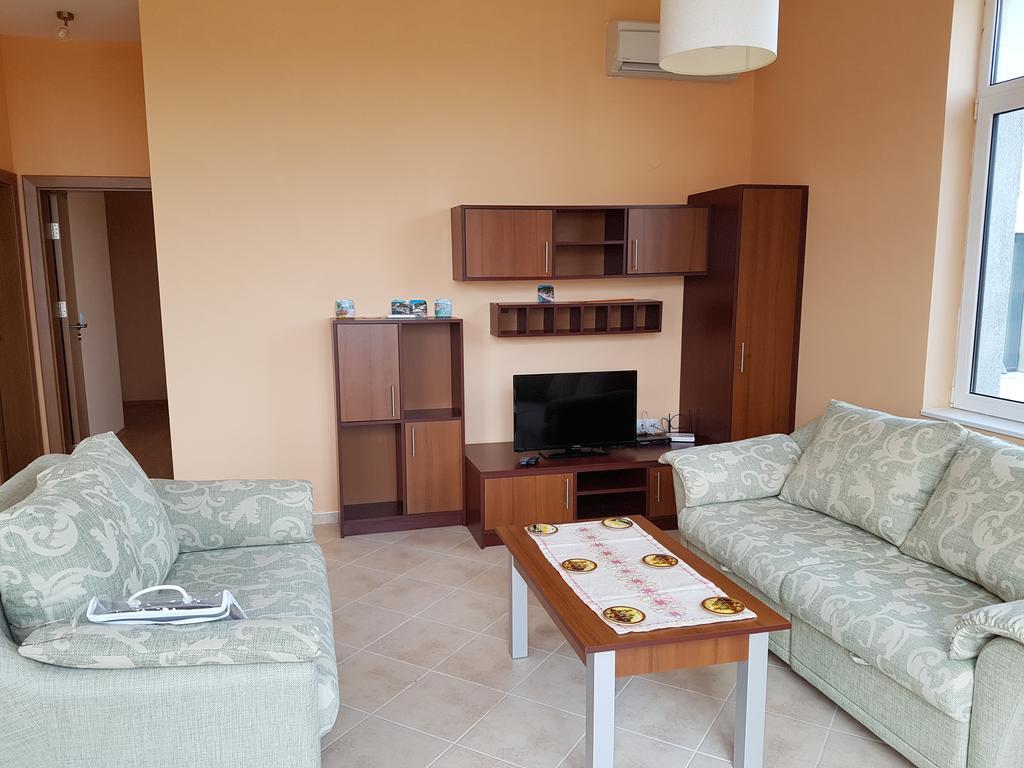 Villa Ketli Apartment Bliznatsi Luaran gambar