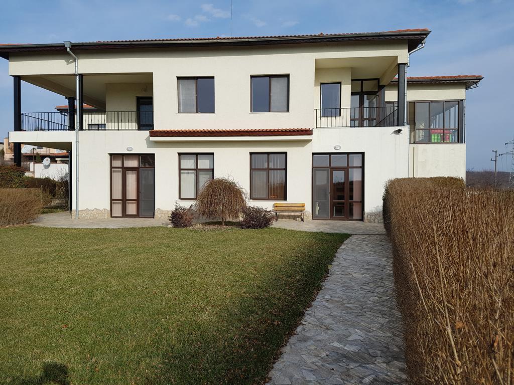 Villa Ketli Apartment Bliznatsi Luaran gambar