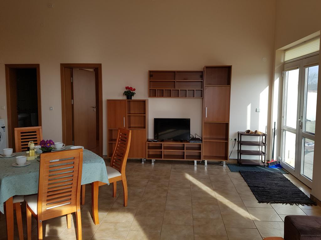 Villa Ketli Apartment Bliznatsi Luaran gambar